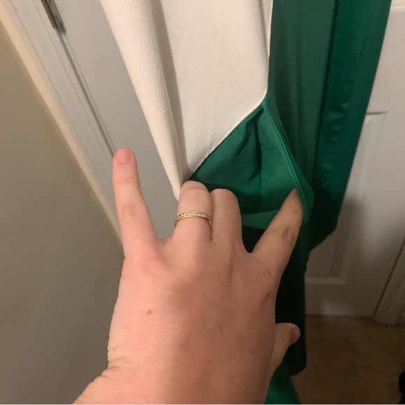 2XL green and white retro dress. One pocket on the front. - Picture 4 of 7